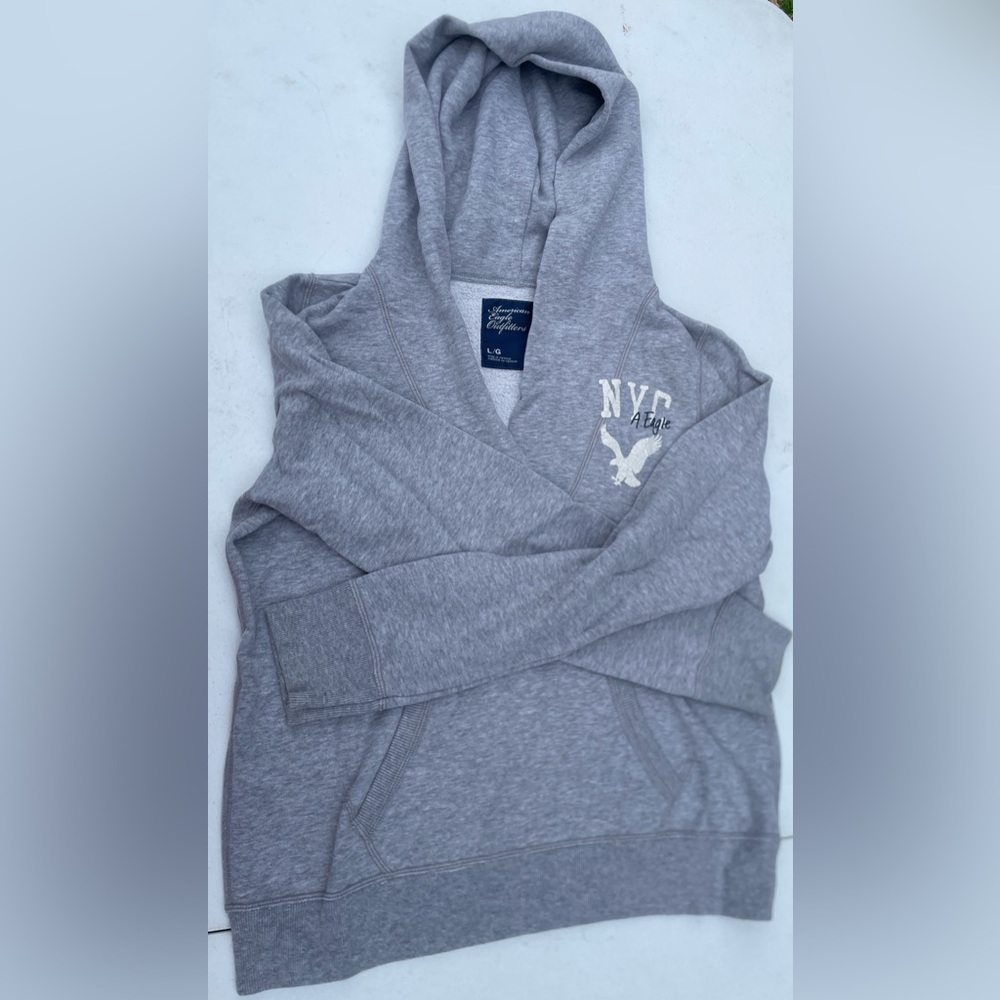 Gray American eagle outfitters hoodie